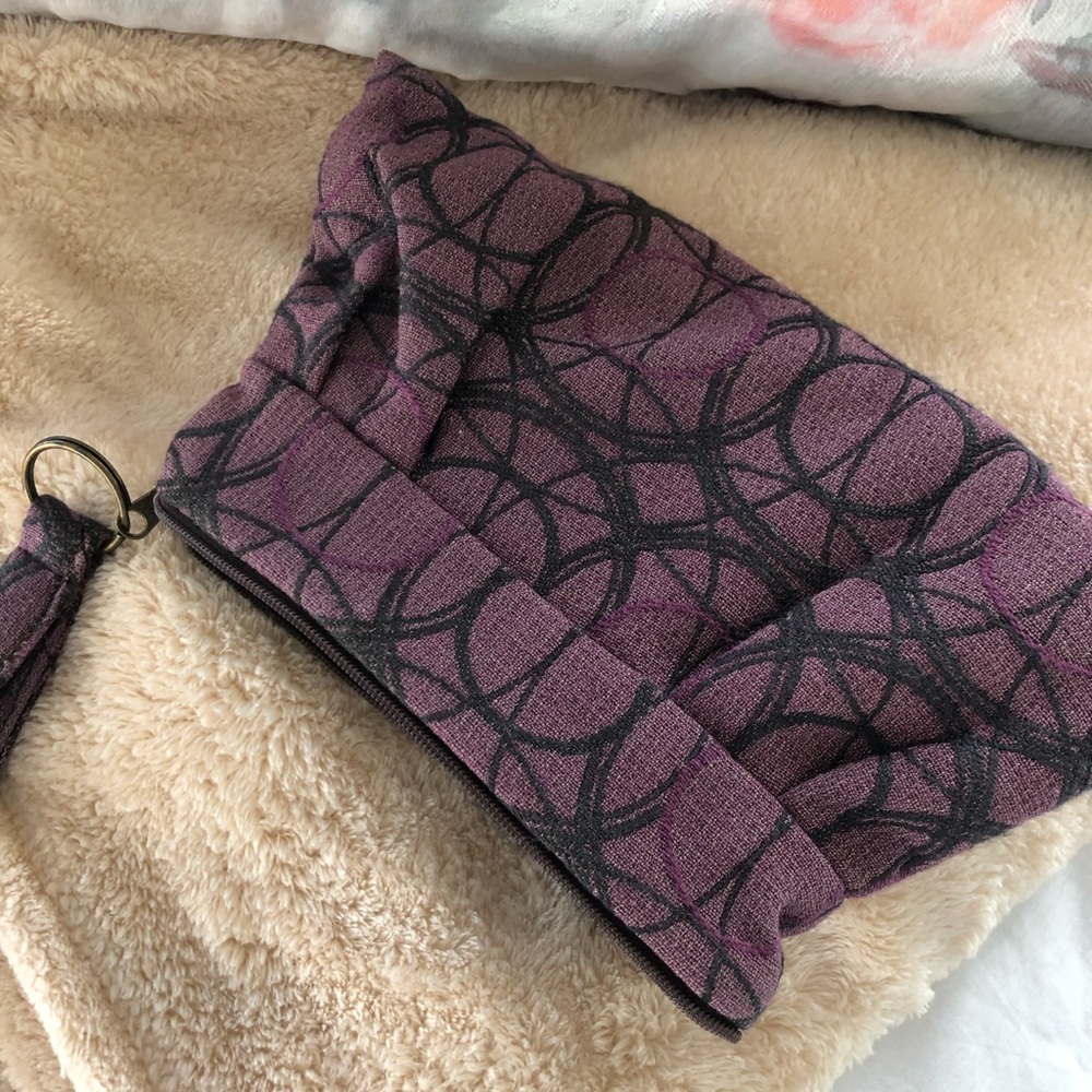 Maruca wristlet worn once, basically brand new.